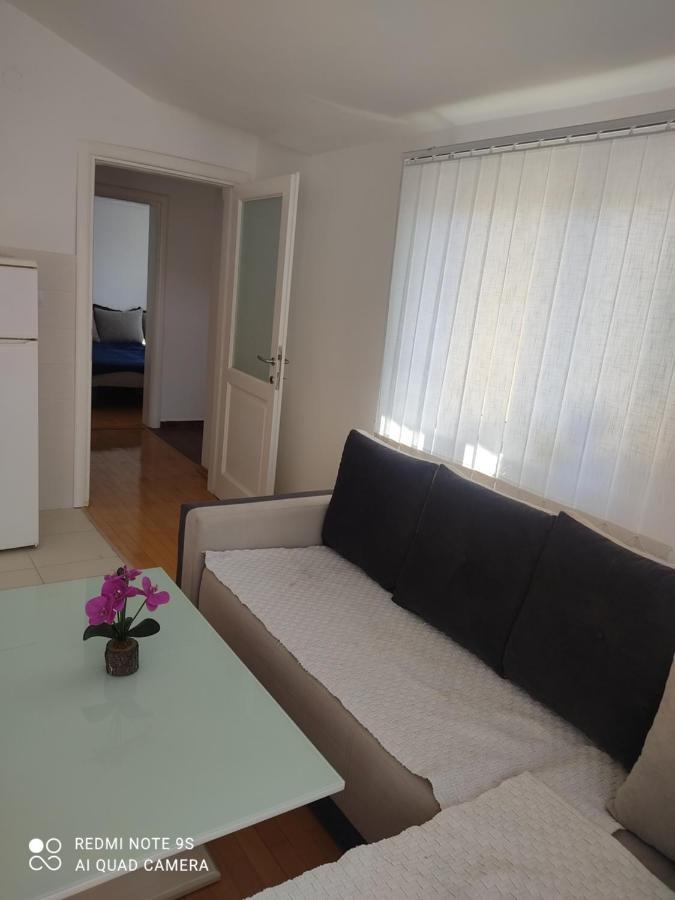 Jovana -- Porodicni Apartmani Igalo Herceg Novi Exterior foto